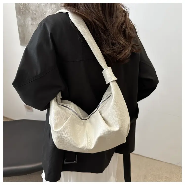 2024 Korean Style Shoulder Bag Large Capacity Black — feature 8