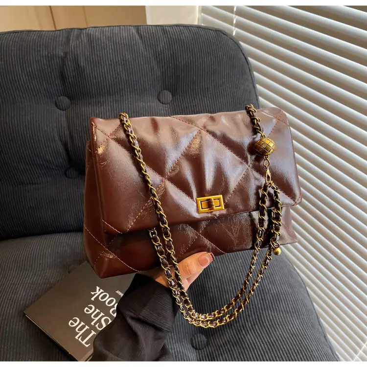 Red Leather Chain Shoulder Bag for Women — feature 14
