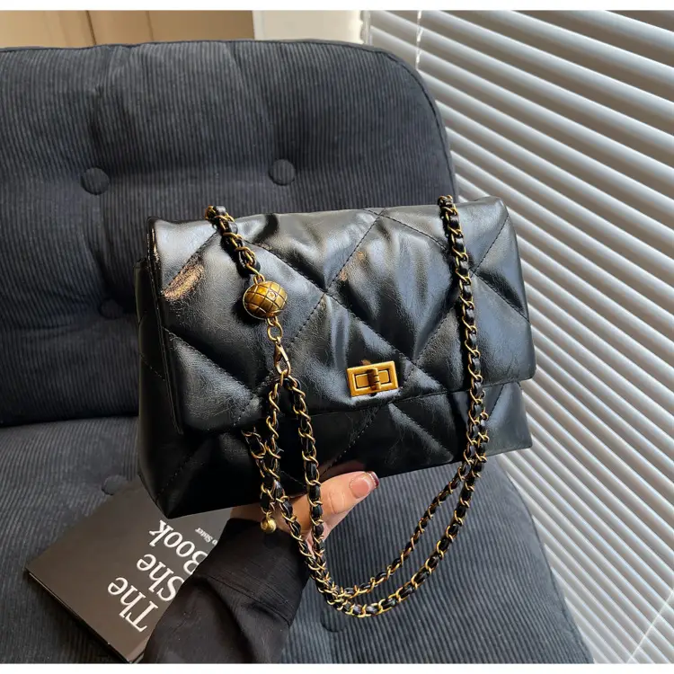 Red Leather Chain Shoulder Bag for Women — feature 16