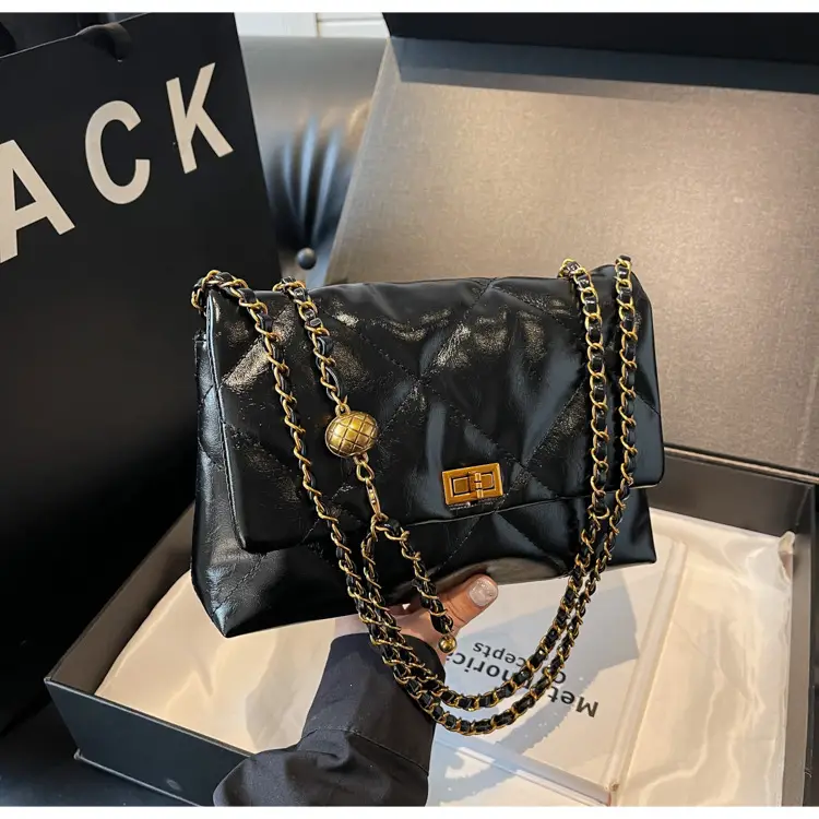 Red Leather Chain Shoulder Bag for Women — feature 21