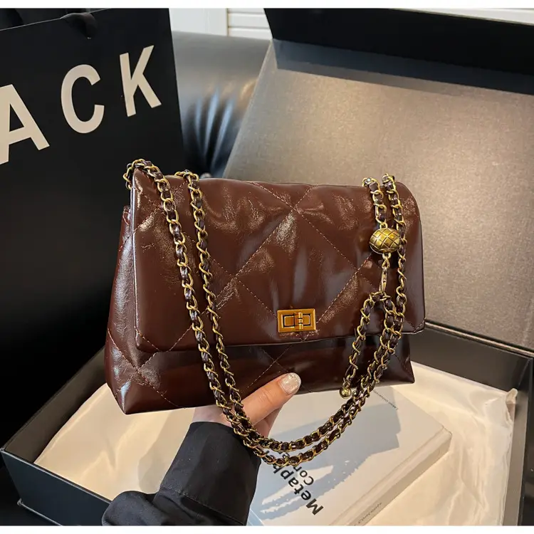 Red Leather Chain Shoulder Bag for Women — feature 23