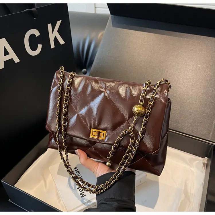 Red Leather Chain Shoulder Bag for Women — feature 24