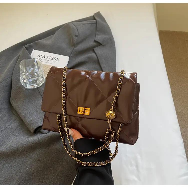 Red Leather Chain Shoulder Bag for Women — feature 26