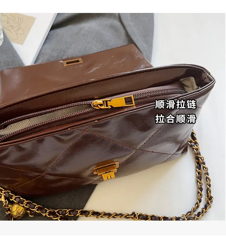 Red Leather Chain Shoulder Bag for Women — feature 6