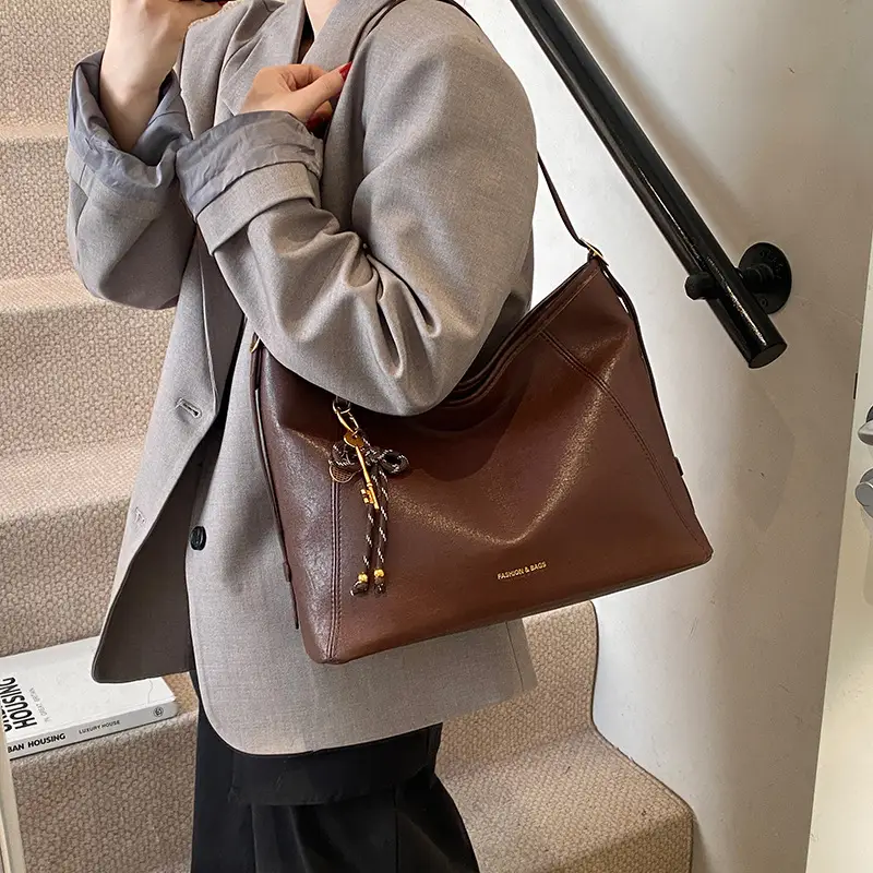 Women's White Retro Shoulder Crossbody Bag Large Capacity