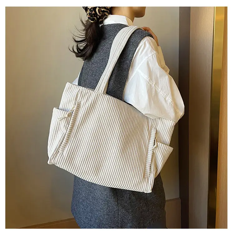 Green Ruffled Shoulder Bag for Women 2026 — feature 28