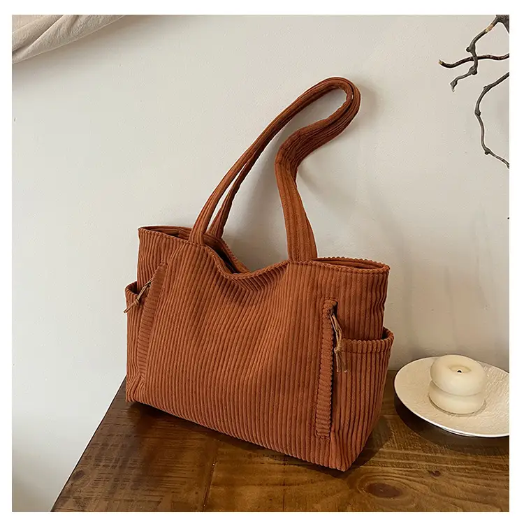 Green Ruffled Shoulder Bag for Women 2026 — feature 9