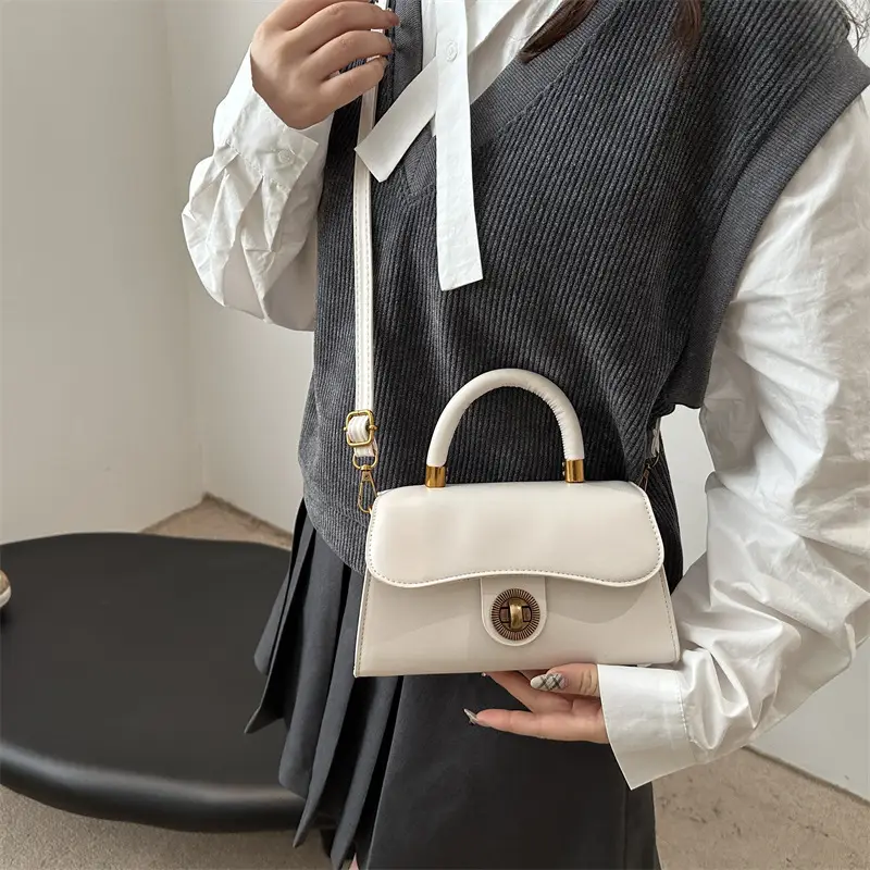 Black French Commuter Shoulder Bag 2025 Winter New - Image 6