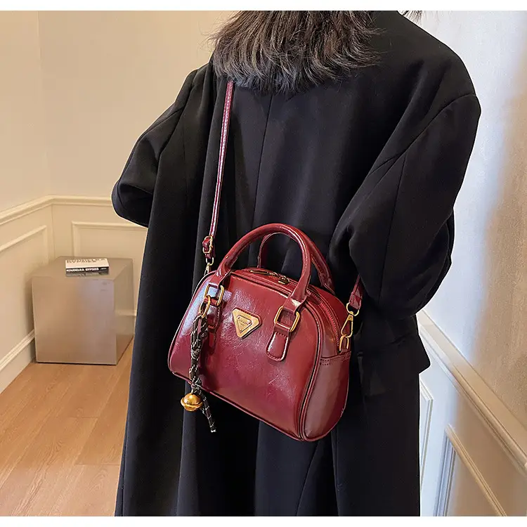 Women Retro Brown Shoulder Crossbody Bowling Bag 2026 — feature 12