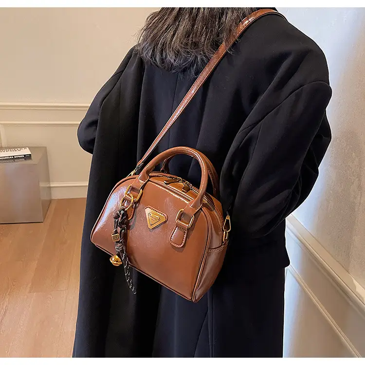 Women Retro Brown Shoulder Crossbody Bowling Bag 2026 — feature 14