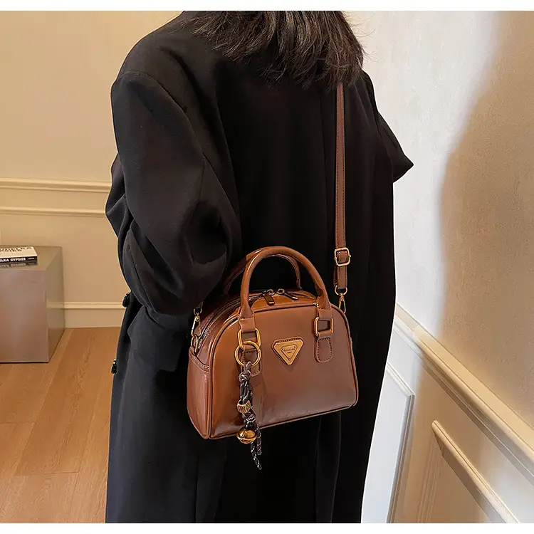 Women Retro Brown Shoulder Crossbody Bowling Bag 2026 — feature 16