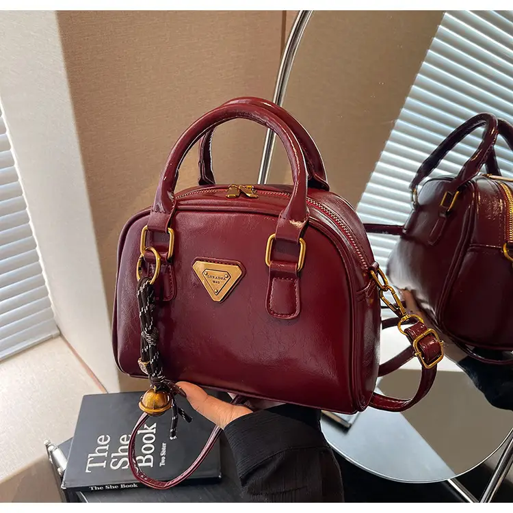 Women Retro Brown Shoulder Crossbody Bowling Bag 2026 — feature 30