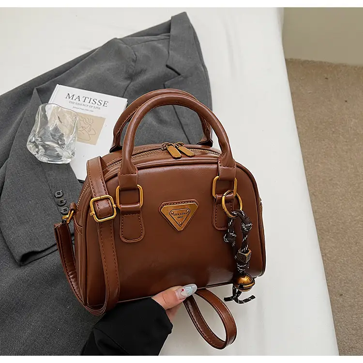 Women Retro Brown Shoulder Crossbody Bowling Bag 2026 — feature 43