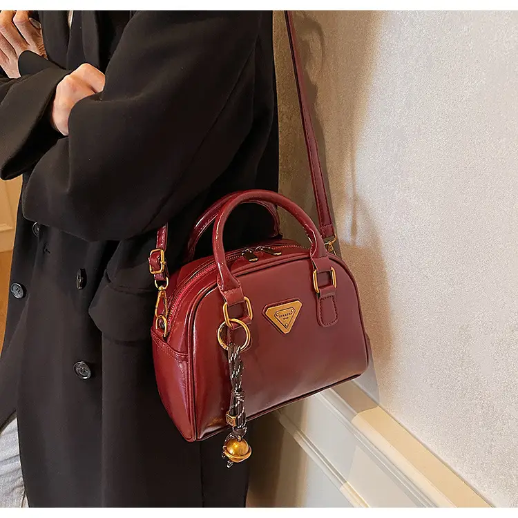 Women Retro Brown Shoulder Crossbody Bowling Bag 2026 — feature 9