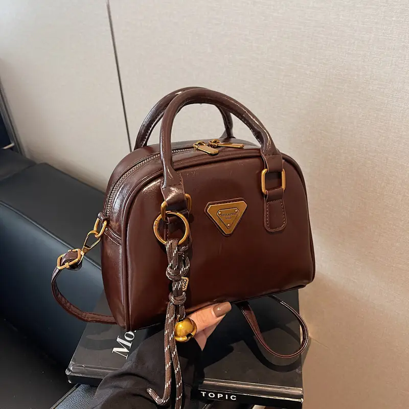 Women Retro Brown Shoulder Crossbody Bowling Bag 2026 - Image 2