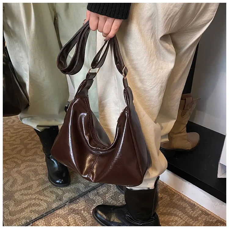 Korean Style Large Capacity Crossbody Bag Women 2025 — feature 17