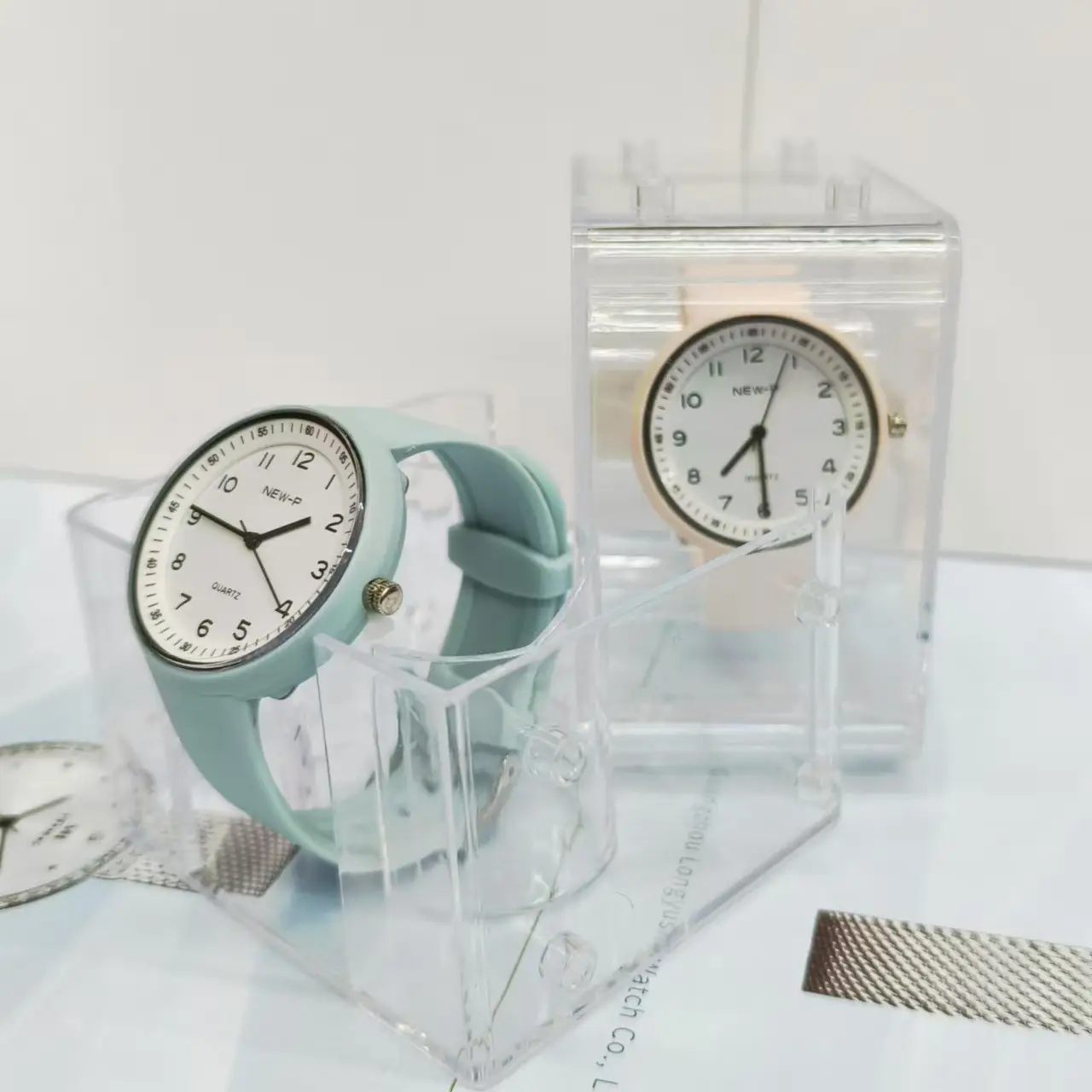 New Four Season Jelly Silicone Watch for Students — feature 11