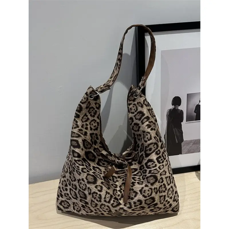 Leopard Tote Bag 2024 Casual Shoulder Carry - Image 5