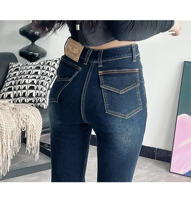Women's 175Tall Slim Fit Micro-Flared Jeans Dark Blue — feature 12