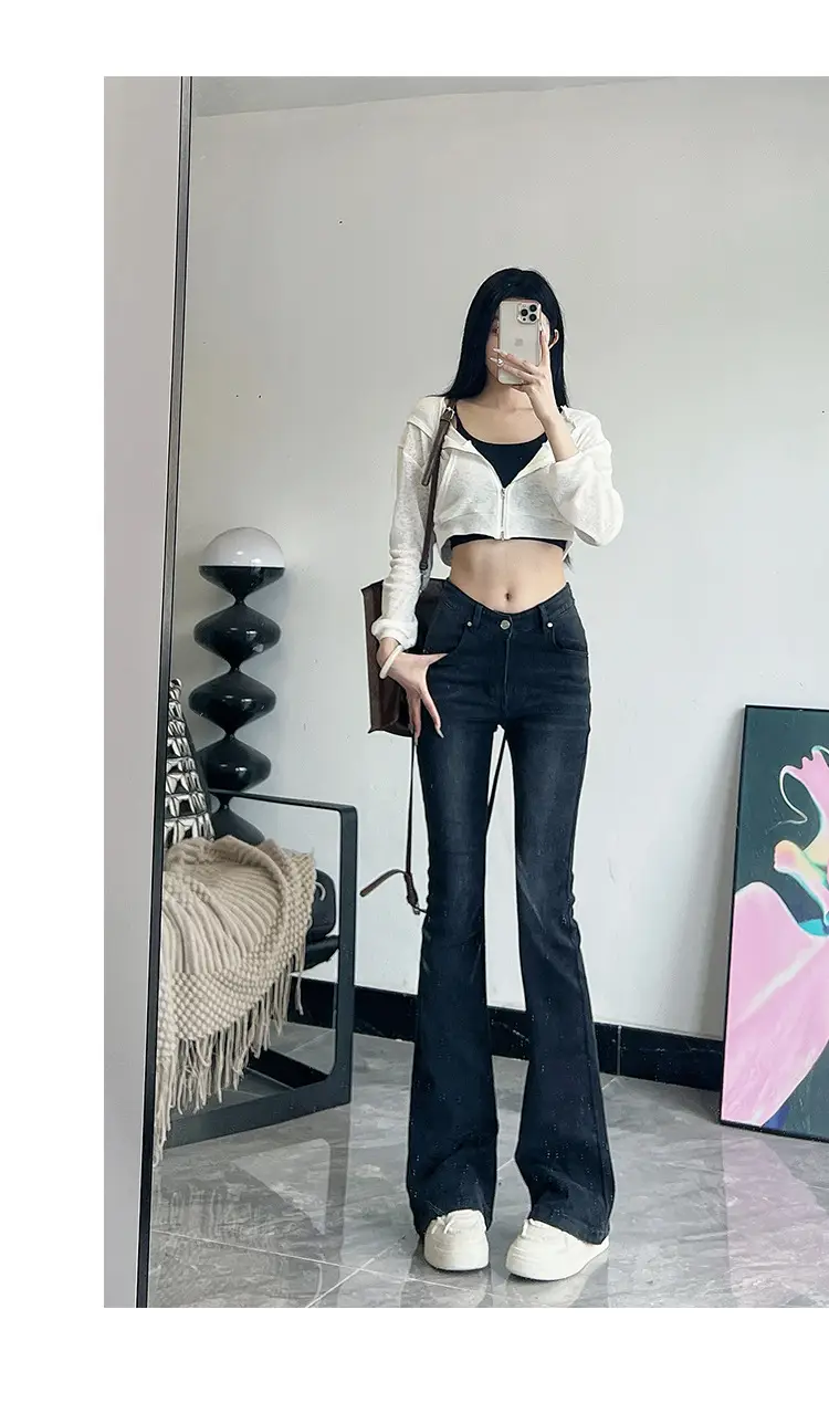 Women's 175Tall Slim Fit Micro-Flared Jeans Dark Blue — feature 14