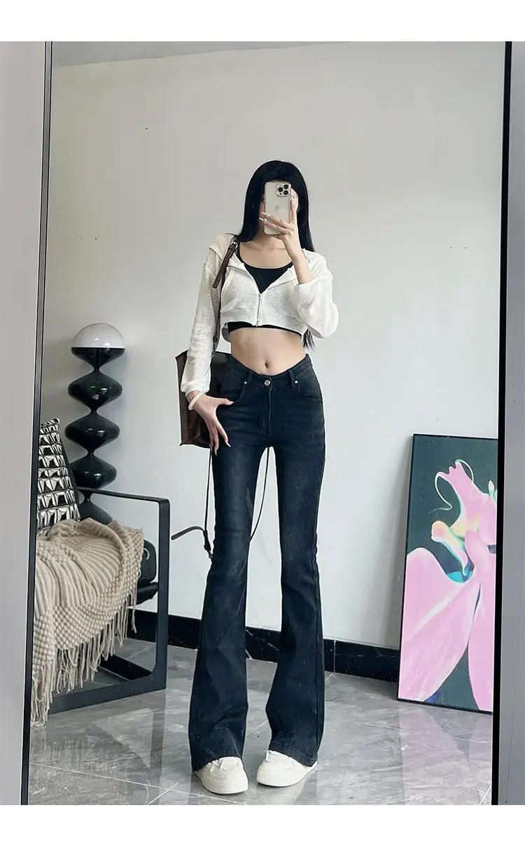 Women's 175Tall Slim Fit Micro-Flared Jeans Dark Blue — feature 18