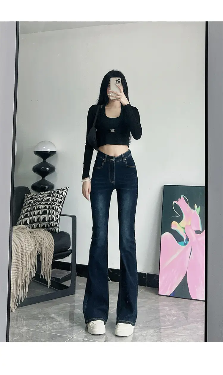 Women's 175Tall Slim Fit Micro-Flared Jeans Dark Blue — feature 5