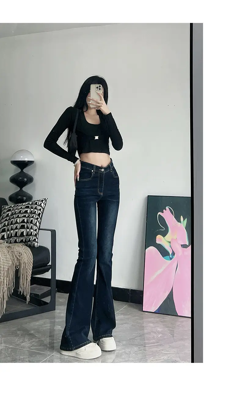 Women's 175Tall Slim Fit Micro-Flared Jeans Dark Blue — feature 6