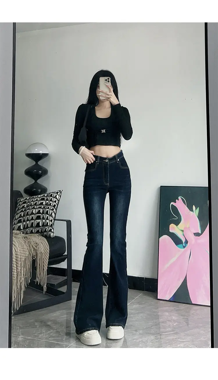 Women's 175Tall Slim Fit Micro-Flared Jeans Dark Blue — feature 9