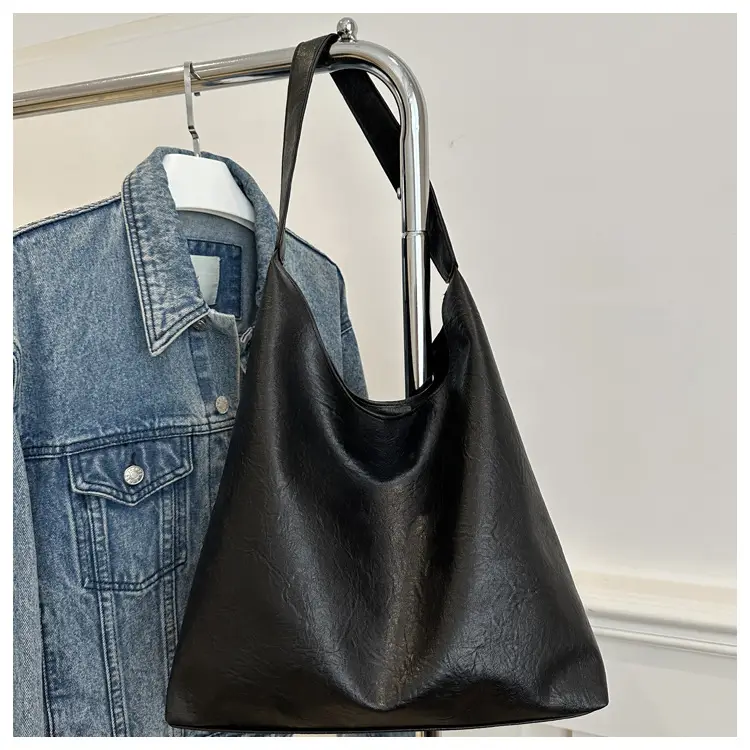 Black Leather Shoulder Bag Large Capacity Lazy Style — feature 18