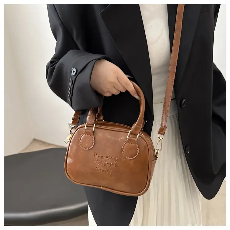 Vintage Brown Handbag with Pendant for Women — feature 13