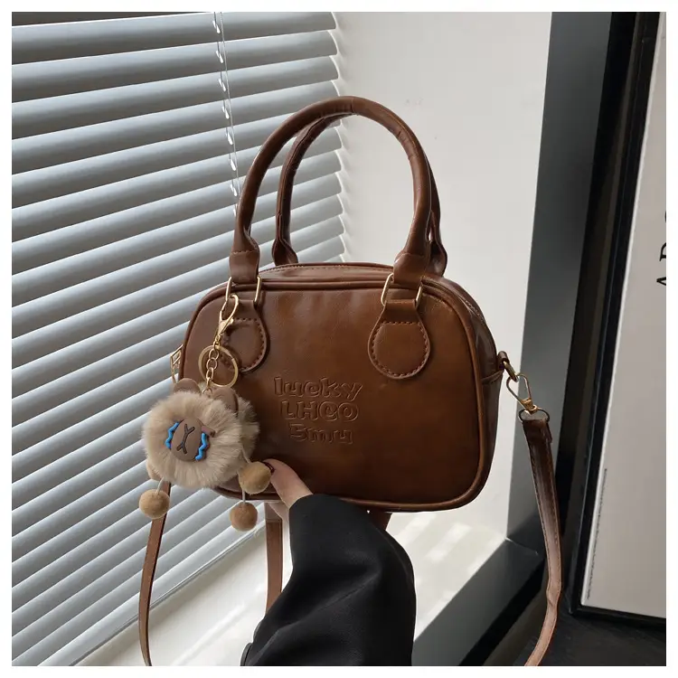 Vintage Brown Handbag with Pendant for Women — feature 18