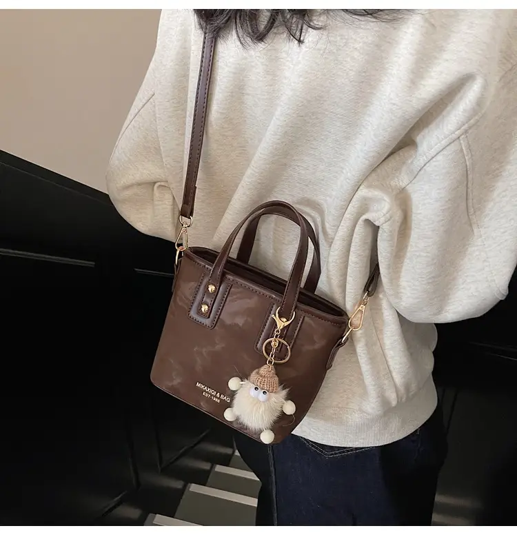 Women's Retro Bucket Bag Shoulder Crossbody Winter Autumn 2024 — feature 19