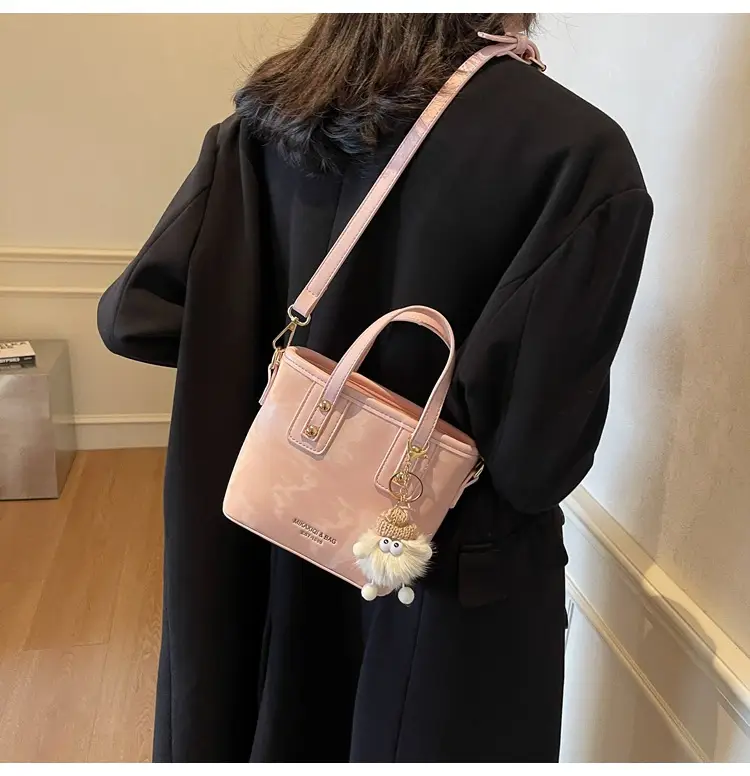 Women's Retro Bucket Bag Shoulder Crossbody Winter Autumn 2024 — feature 23