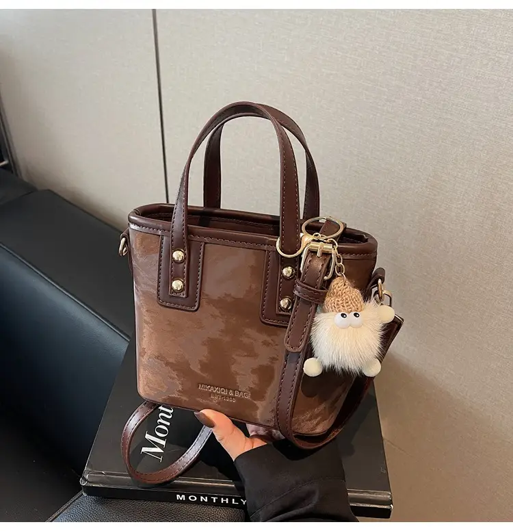Women's Retro Bucket Bag Shoulder Crossbody Winter Autumn 2024 — feature 25