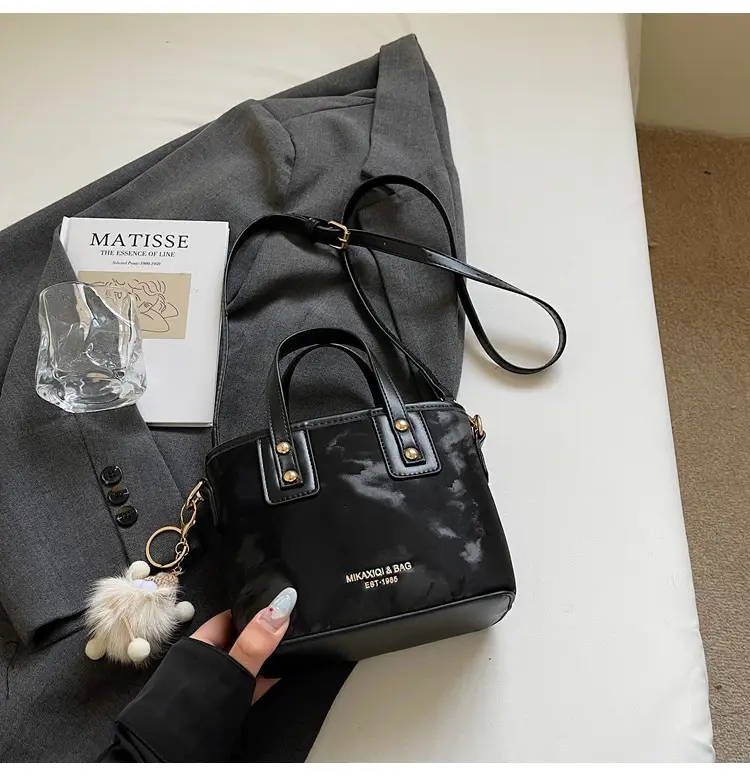 Women's Retro Bucket Bag Shoulder Crossbody Winter Autumn 2024 — feature 30