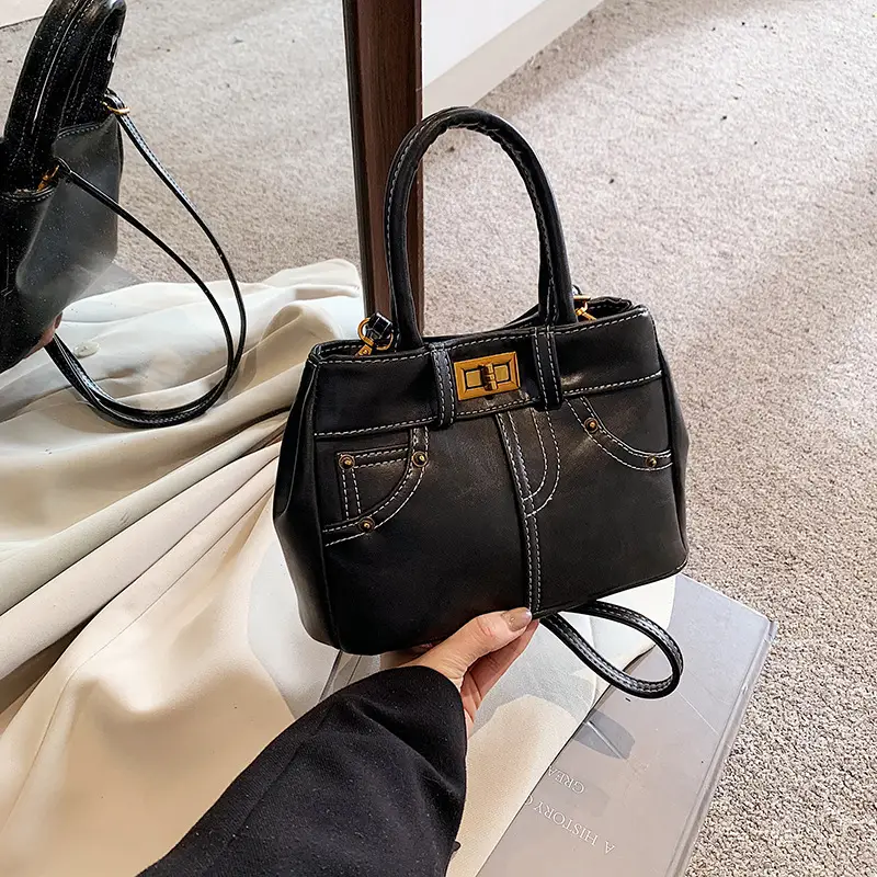 Black Korean Style Retro Shoulder Bag for Women - Image 6