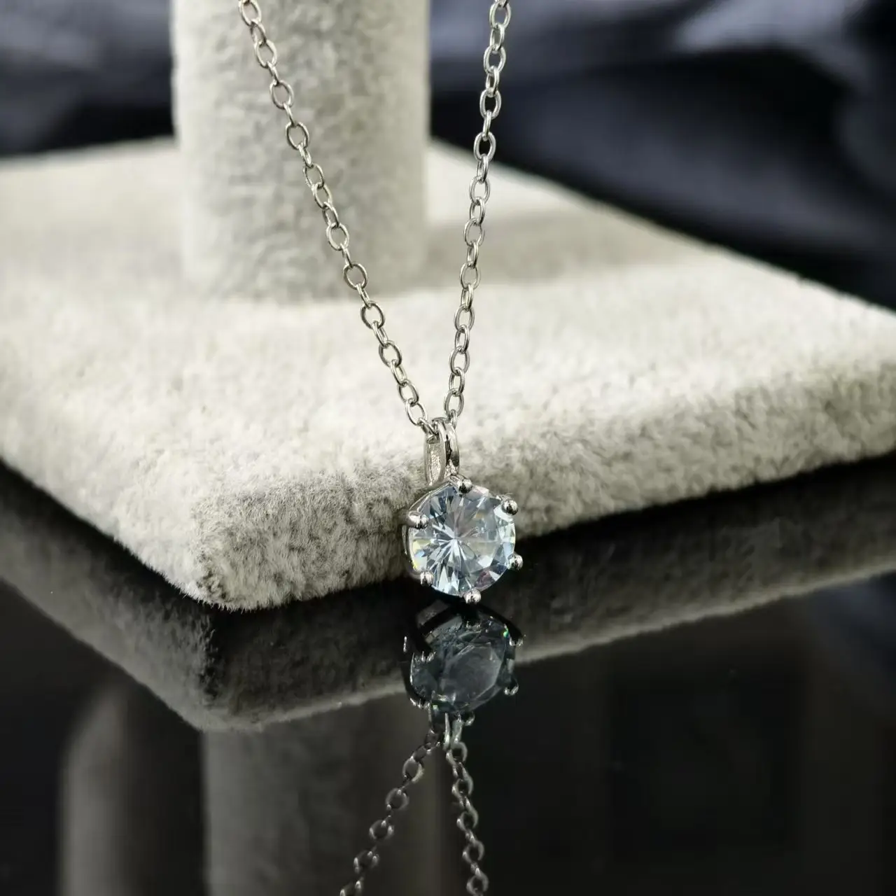 S925 Silver Zircon Necklace Women's Niche Design — feature 2