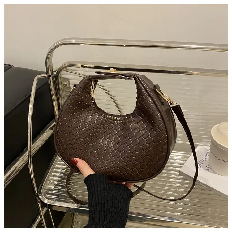 Crescent Bag Women Red Shoulder Crossbody Casual 2024 — feature 11