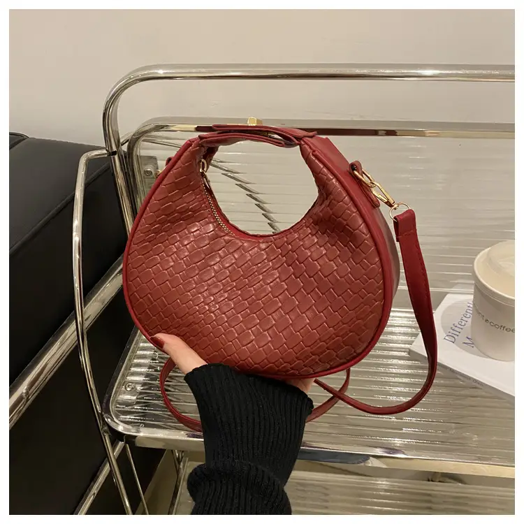 Crescent Bag Women Red Shoulder Crossbody Casual 2024 — feature 17