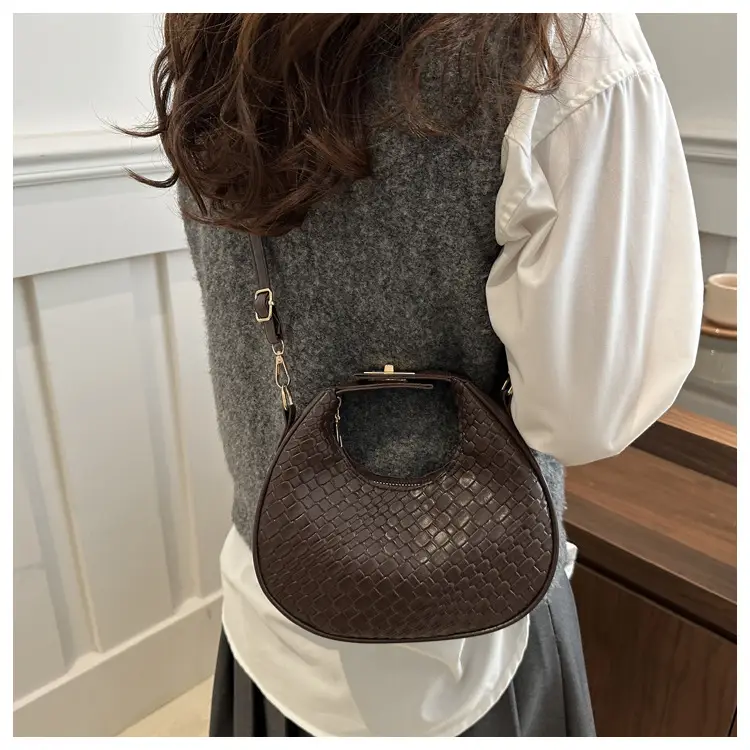 Crescent Bag Women Red Shoulder Crossbody Casual 2024 — feature 26
