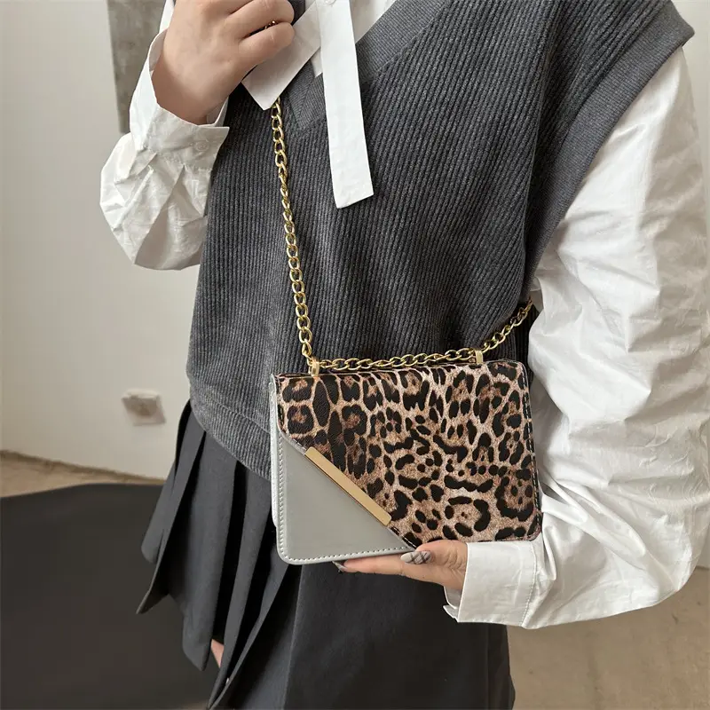 Leopard Print Chain Crossbody Bag 2025
