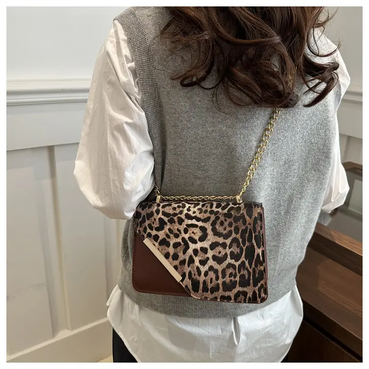 Leopard Print Chain Crossbody Bag 2025 — feature 17
