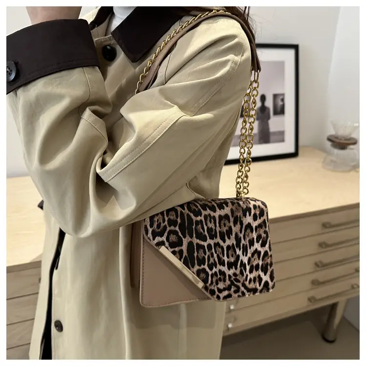 Leopard Print Chain Crossbody Bag 2025 — feature 21