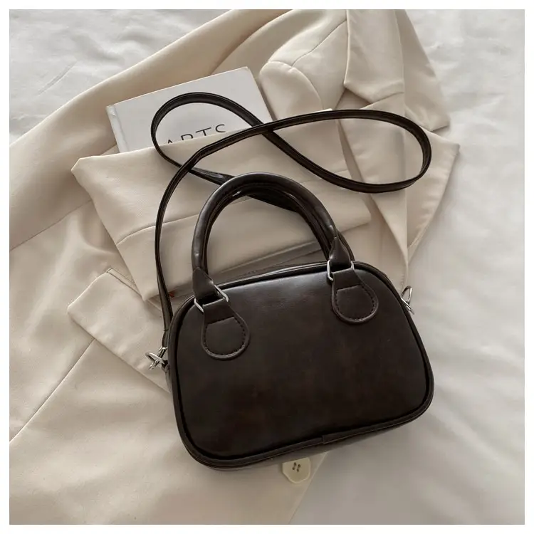 Retro Textured Brown Shoulder Crossbody Bag 2026 — feature 14