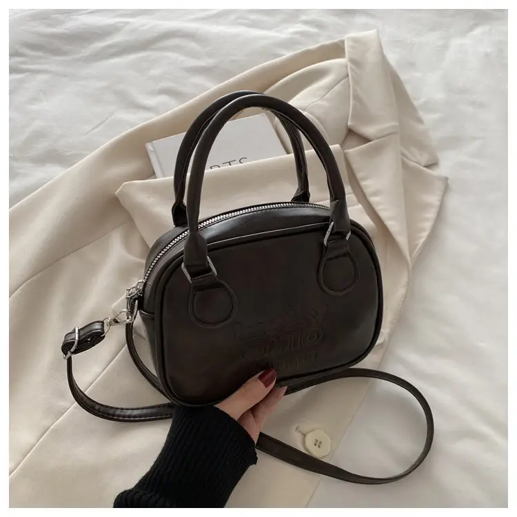 Retro Textured Brown Shoulder Crossbody Bag 2026 — feature 16