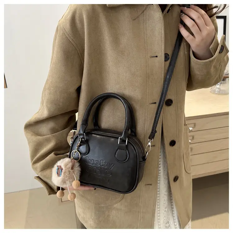 Retro Textured Brown Shoulder Crossbody Bag 2026 — feature 41
