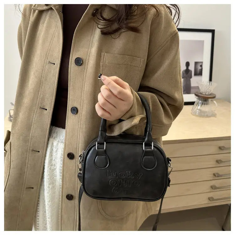 Retro Textured Brown Shoulder Crossbody Bag 2026 — feature 45