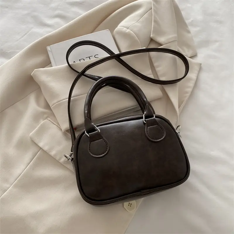 Retro Textured Brown Shoulder Crossbody Bag 2026 - Image 2