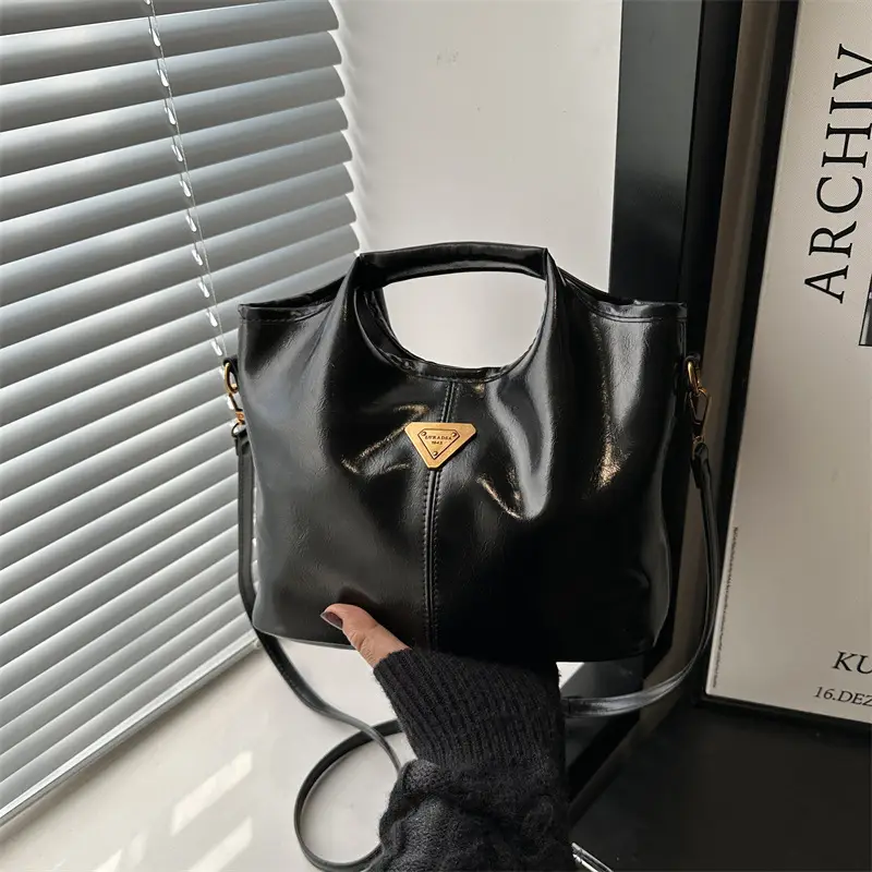 Vintage Brown Leather Shoulder Bag for Women 2024 - Image 10