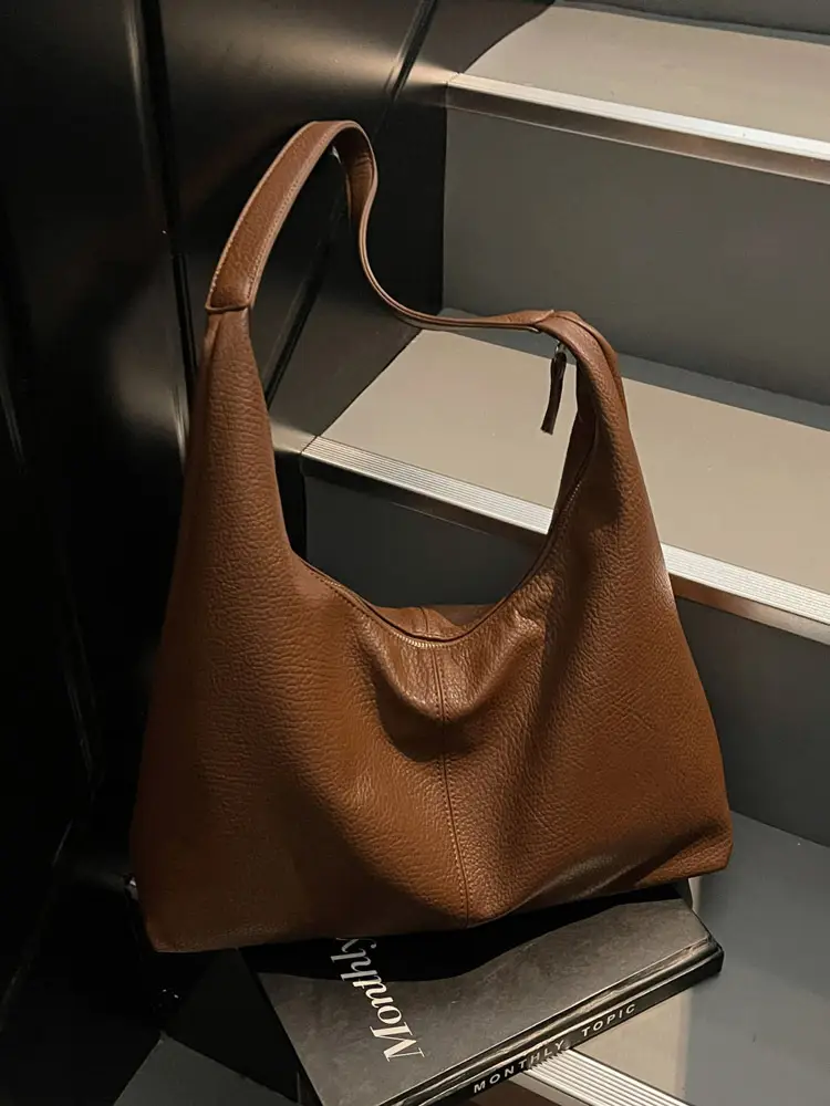 Black Leather Tote Bag for Women, Large Capacity, Casual Style - Image 7